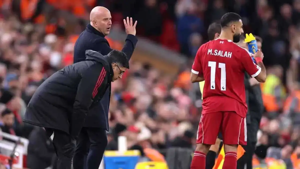 سلوت يكشف: تجاوزنا الخلاف مع محمد صلاح.. تفاصيل التحسن الأخير